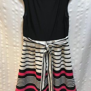 Christopher & Banks sz 12 dress cap sleeve chest 40" belted , lined